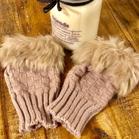 ✨FAUX FUR HAND WARMERS/FINGERLESS GLOVES✨ - Picture 1 of 7